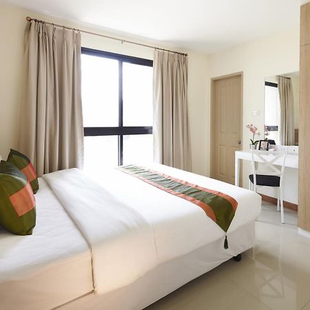 The Plimplace 2 Aparthotel Bangkok Ngoại thất bức ảnh