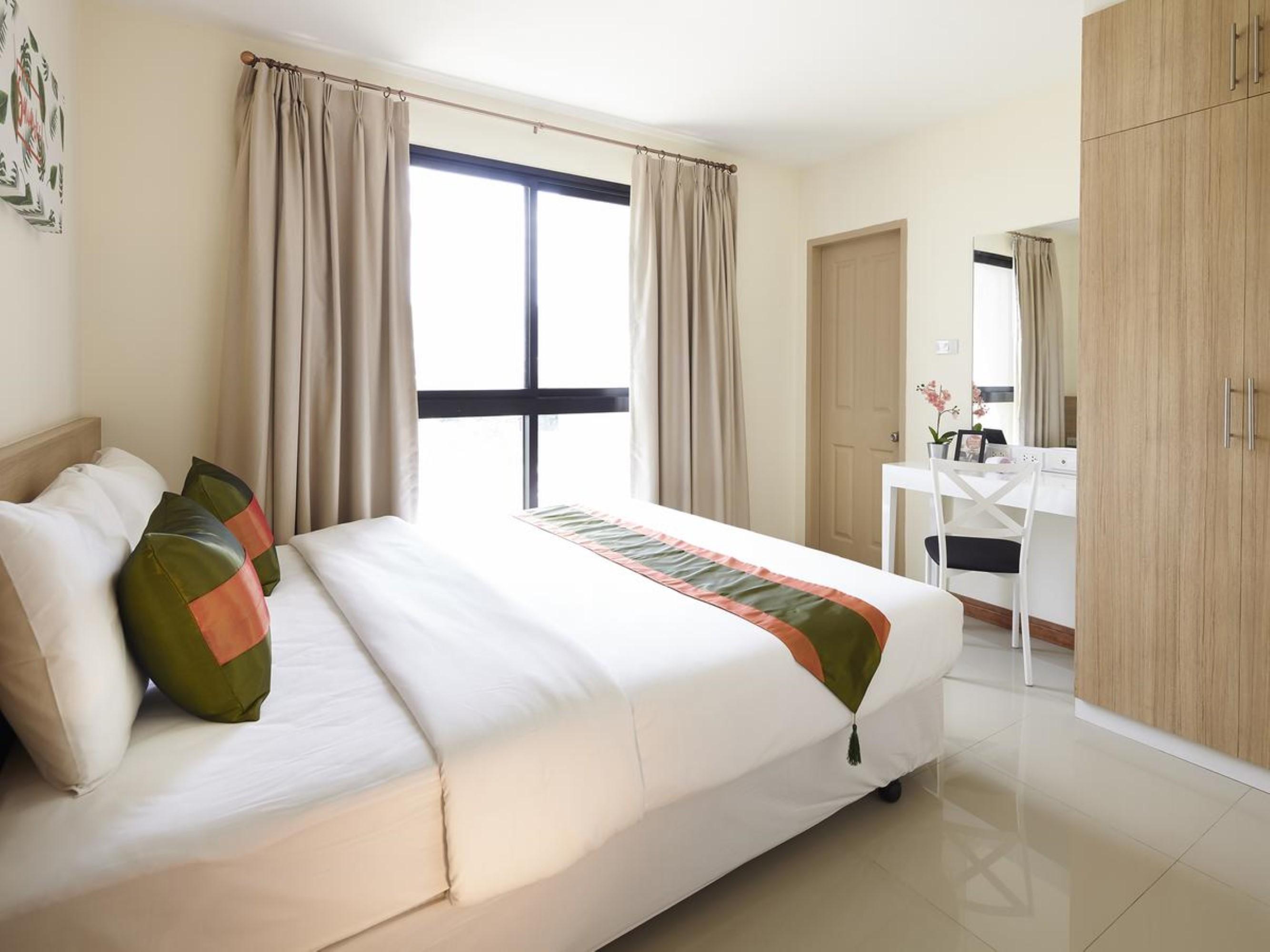 The Plimplace 2 Aparthotel Bangkok Ngoại thất bức ảnh