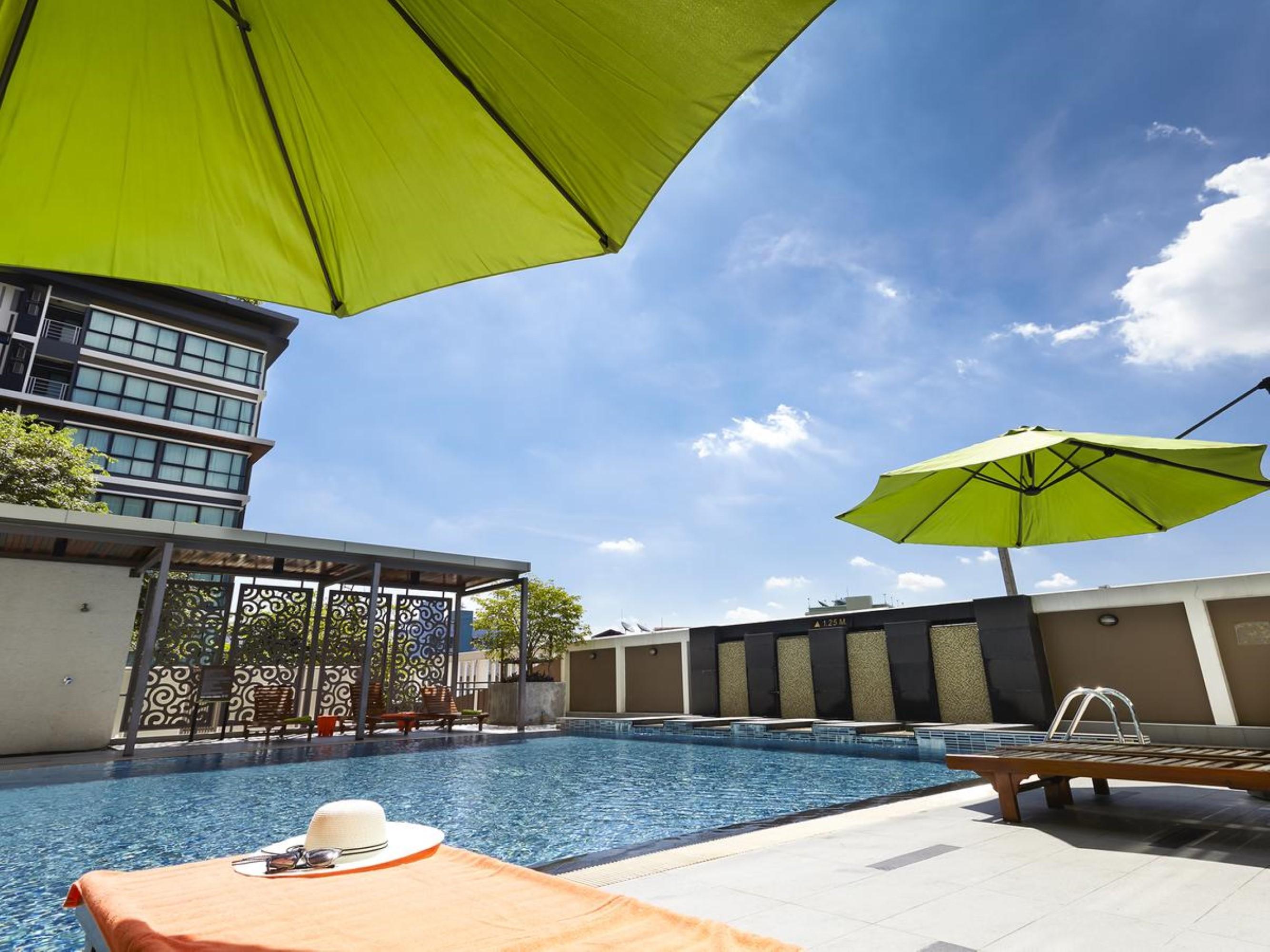 The Plimplace 2 Aparthotel Bangkok Ngoại thất bức ảnh