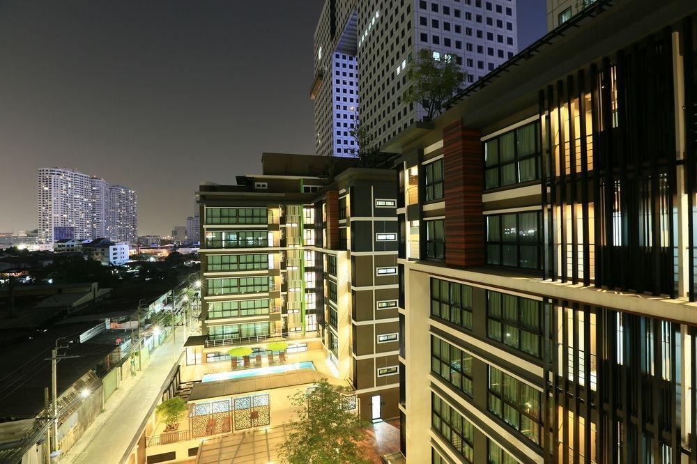 The Plimplace 2 Aparthotel Bangkok Ngoại thất bức ảnh