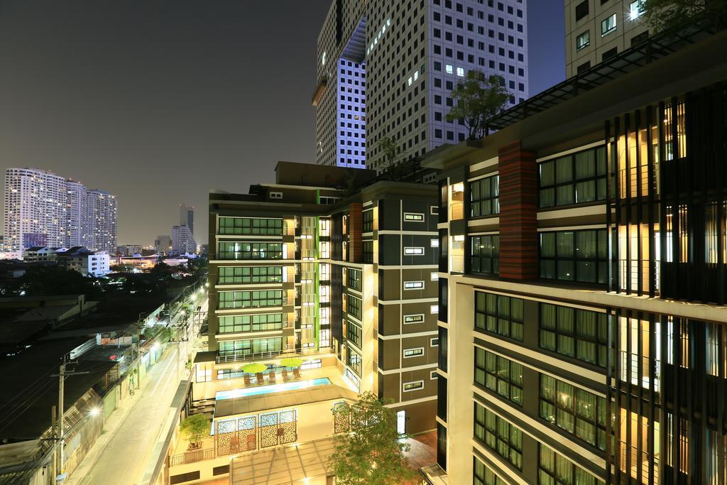 The Plimplace 2 Aparthotel Bangkok Ngoại thất bức ảnh