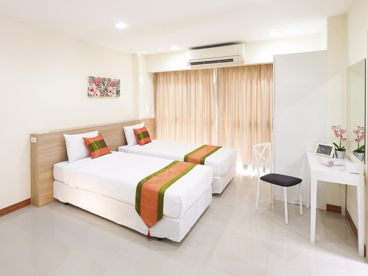 The Plimplace 2 Aparthotel Bangkok Ngoại thất bức ảnh