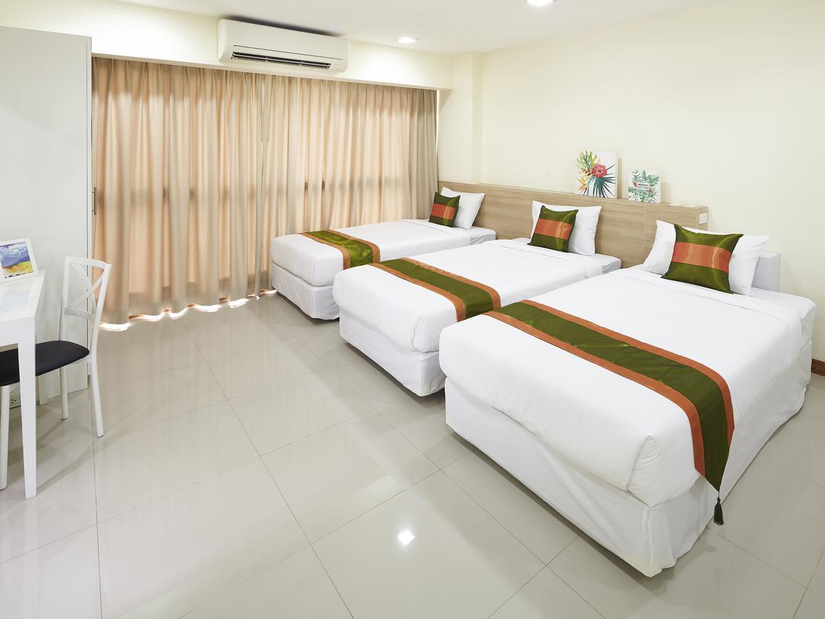 The Plimplace 2 Aparthotel Bangkok Ngoại thất bức ảnh